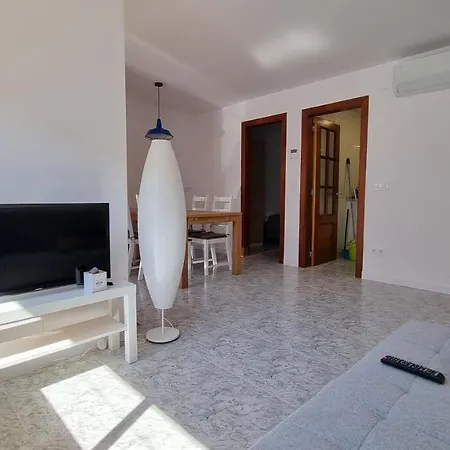 Apartment Renovado En Barrio De Pescadores