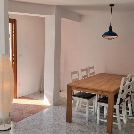 Renovado En Barrio De Pescadores *