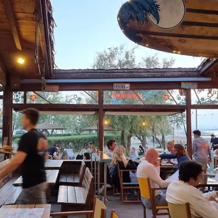 Renovado En Barrio De Pescadores Appartement *